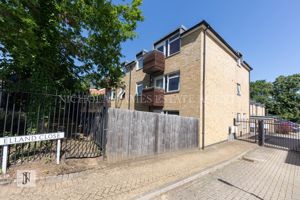 Photo 19- click for photo gallery